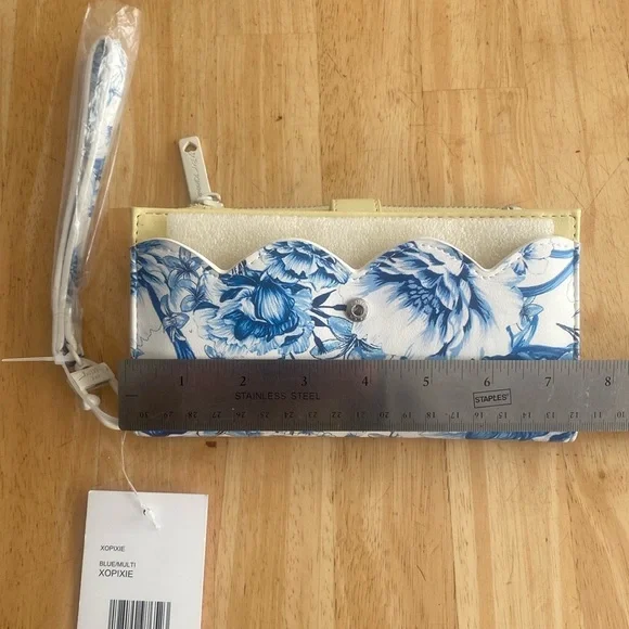 Betsey Johnson Blue white yellow Floral Wallet wristlet phone holder NWT. - Picture 11 of 13